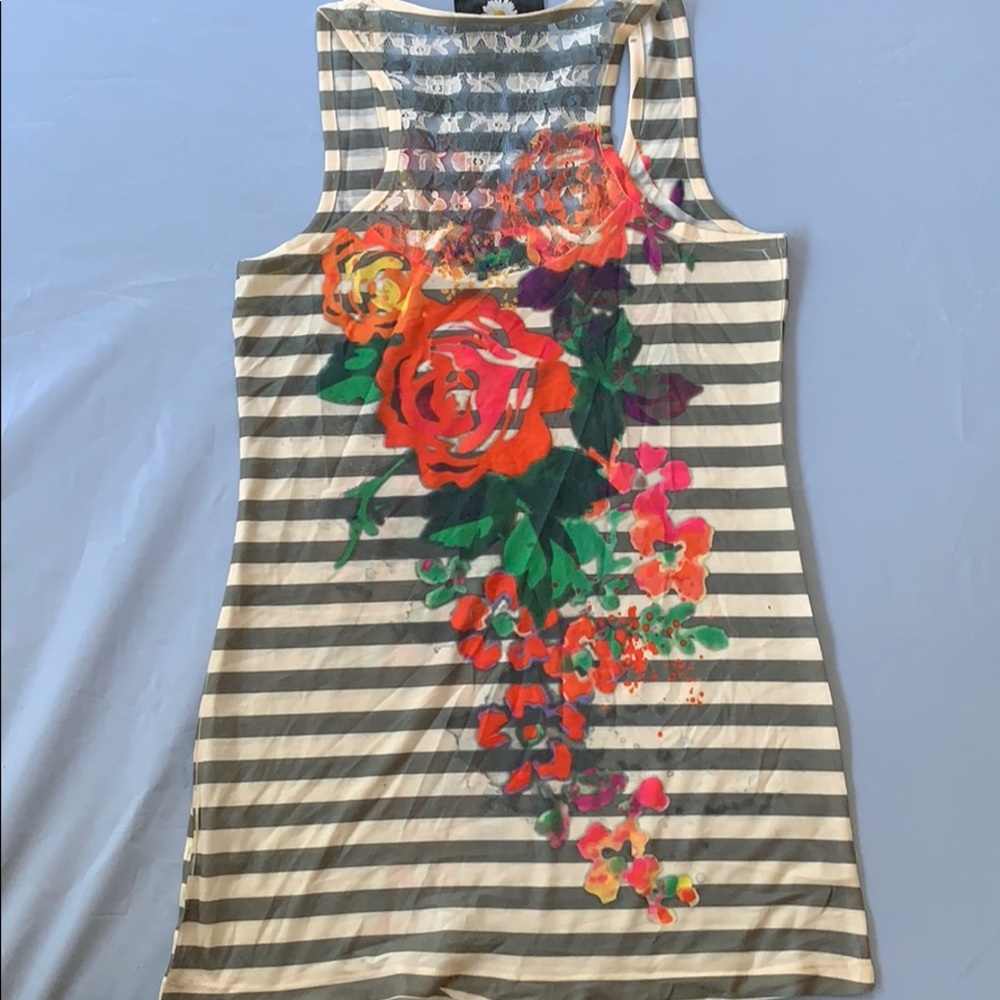 Floral Tank Top - Picture 4 of 4